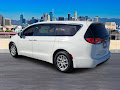 2025 Chrysler Voyager LX